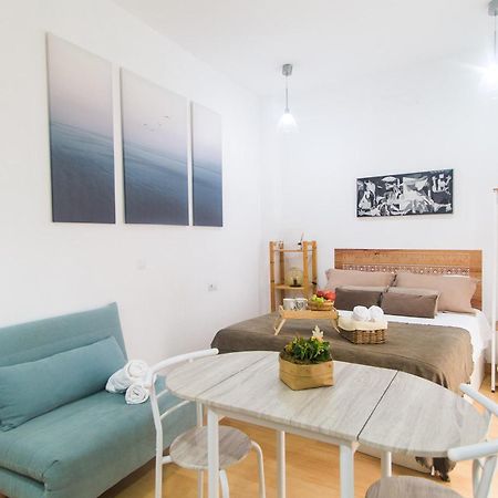 Apartamento Picasso マラガ エクステリア 写真
